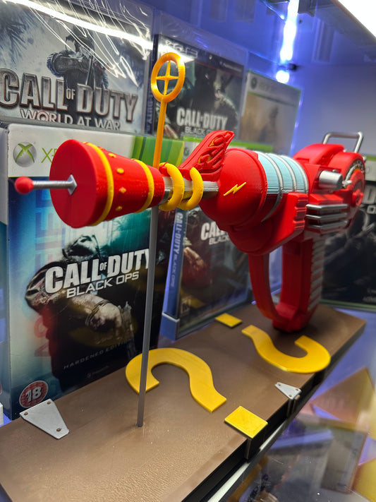 Full Size Raygun with Stand