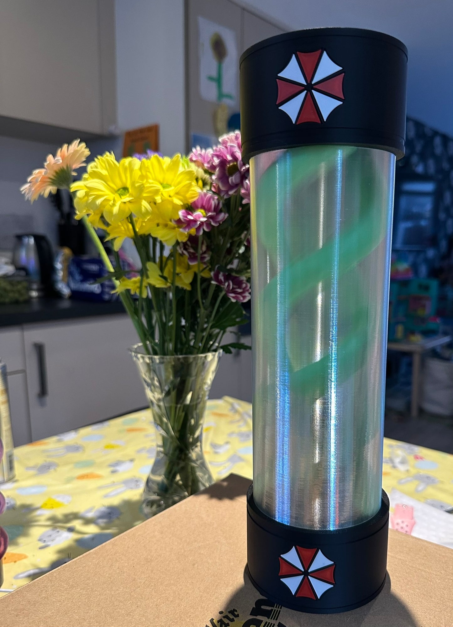 🧟 Umbrella LED & Glow in the Dark Virus Prop