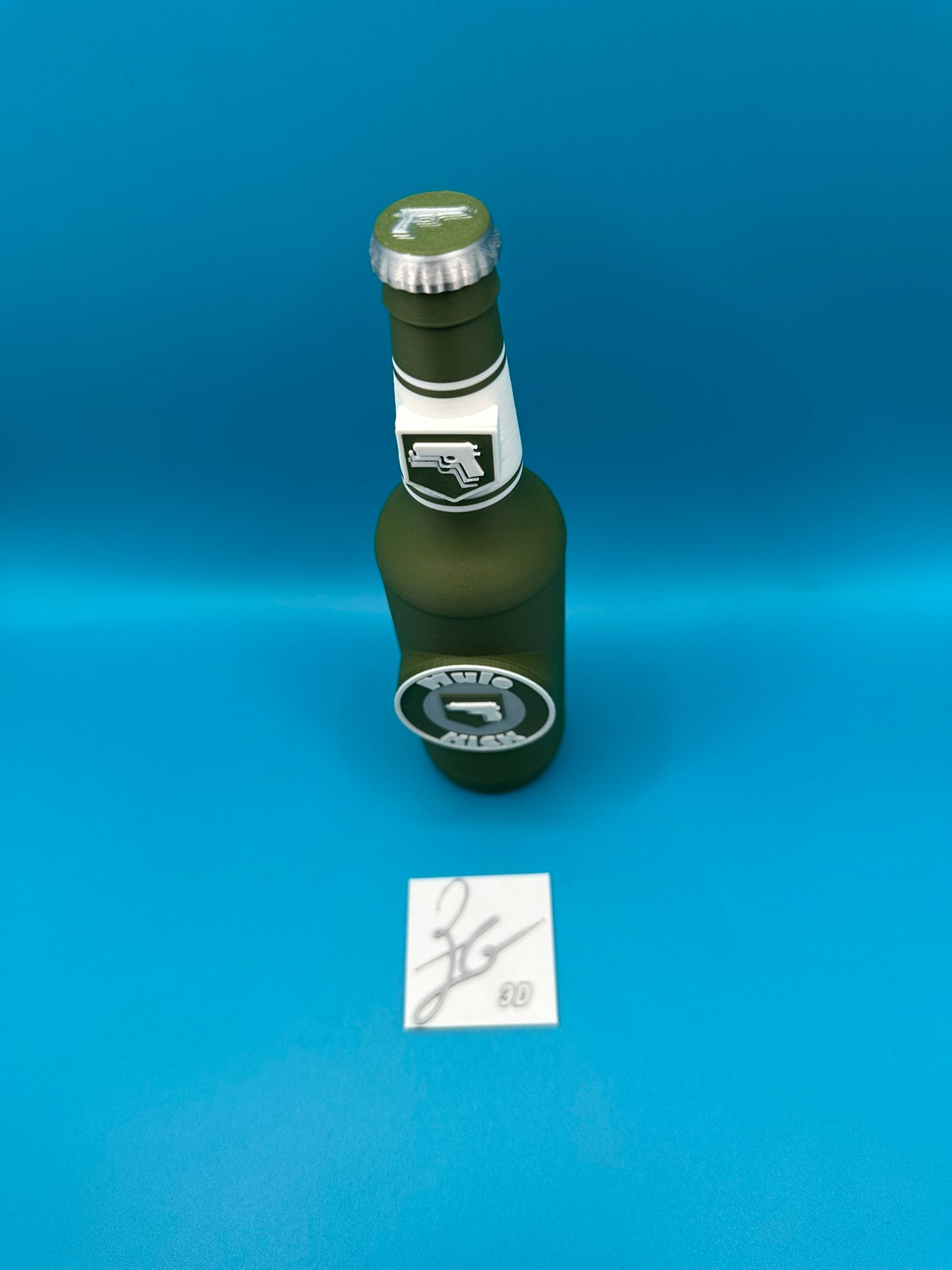 Mule Zombies Perk Bottle - 3D Printed - 17.2cm Tall