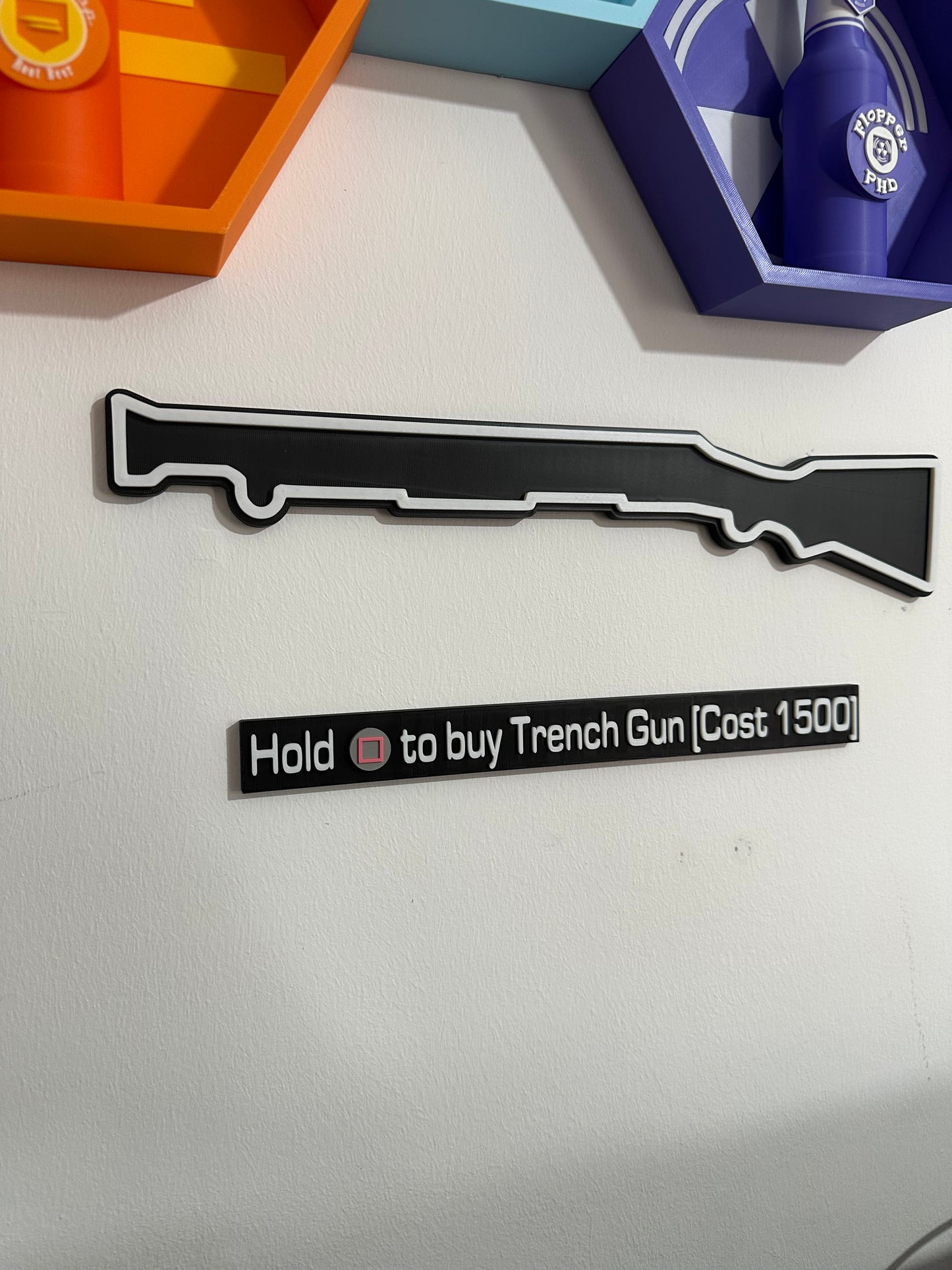 🧟‍♂️ Trench Gun Wall Buy Wall / Door Art