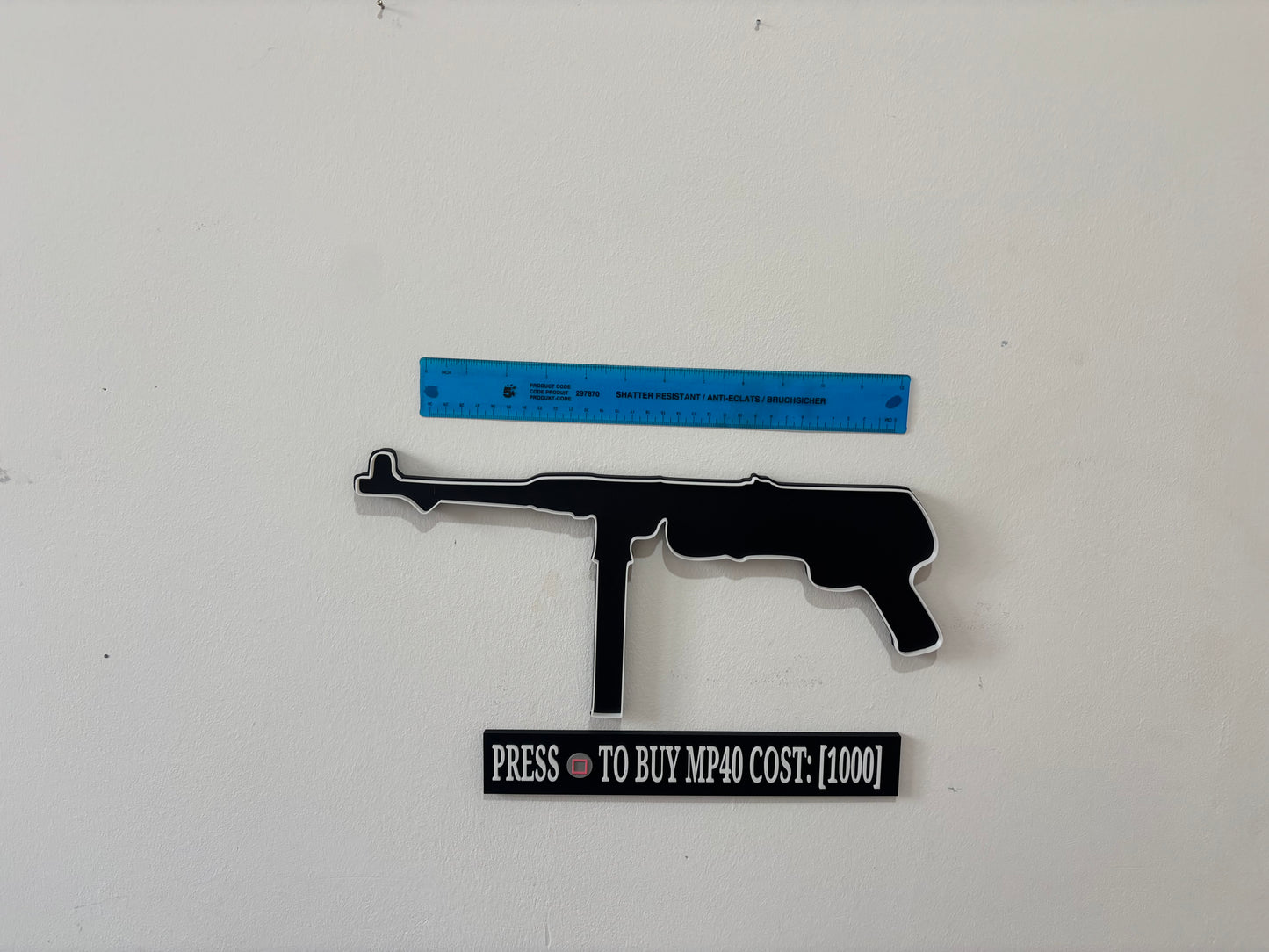 🧟‍♂️ MP40 Wall Buy Wall / Door Art