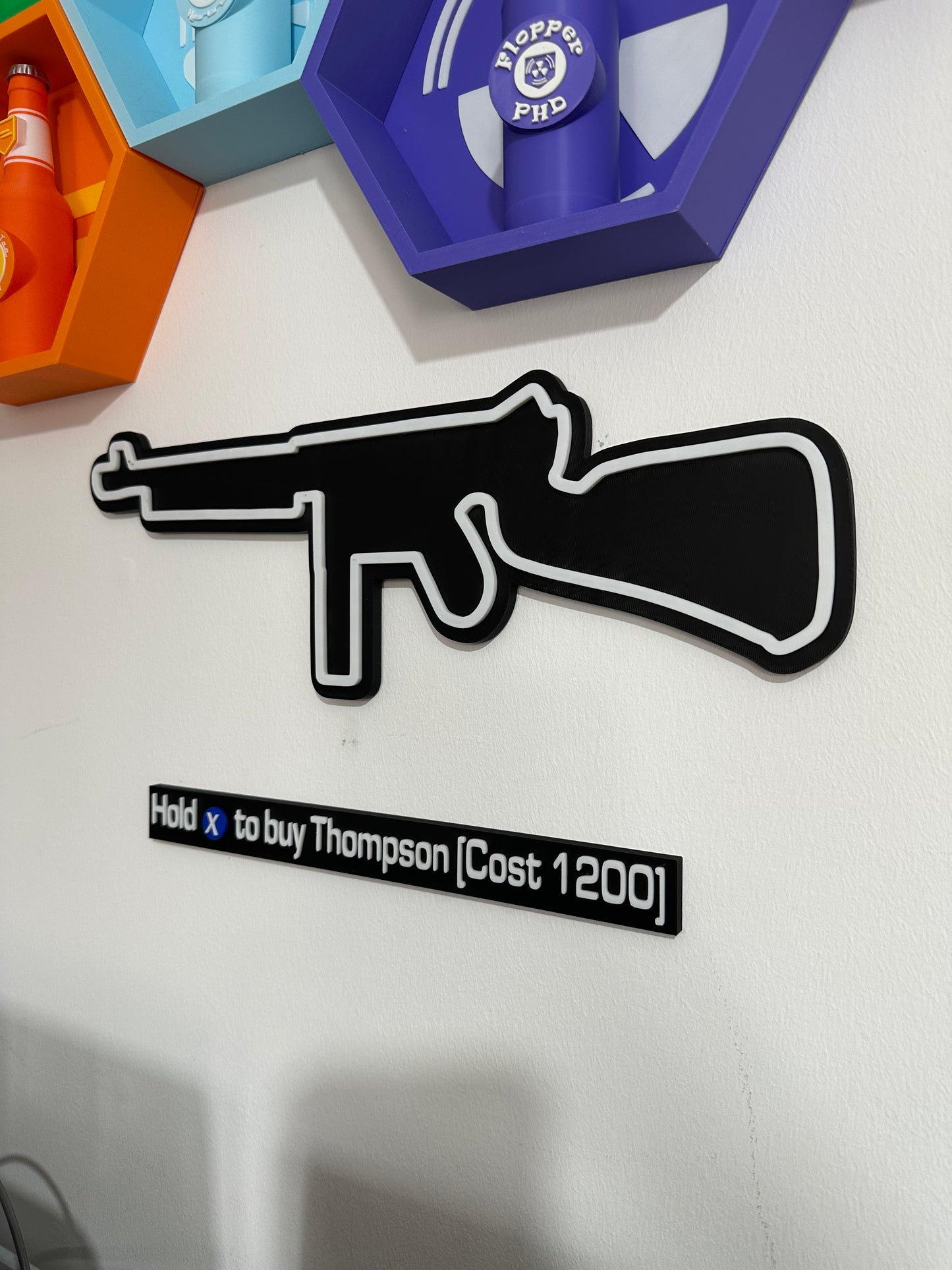 🧟‍♂️ Thompson Wall Buy Wall / Door Art