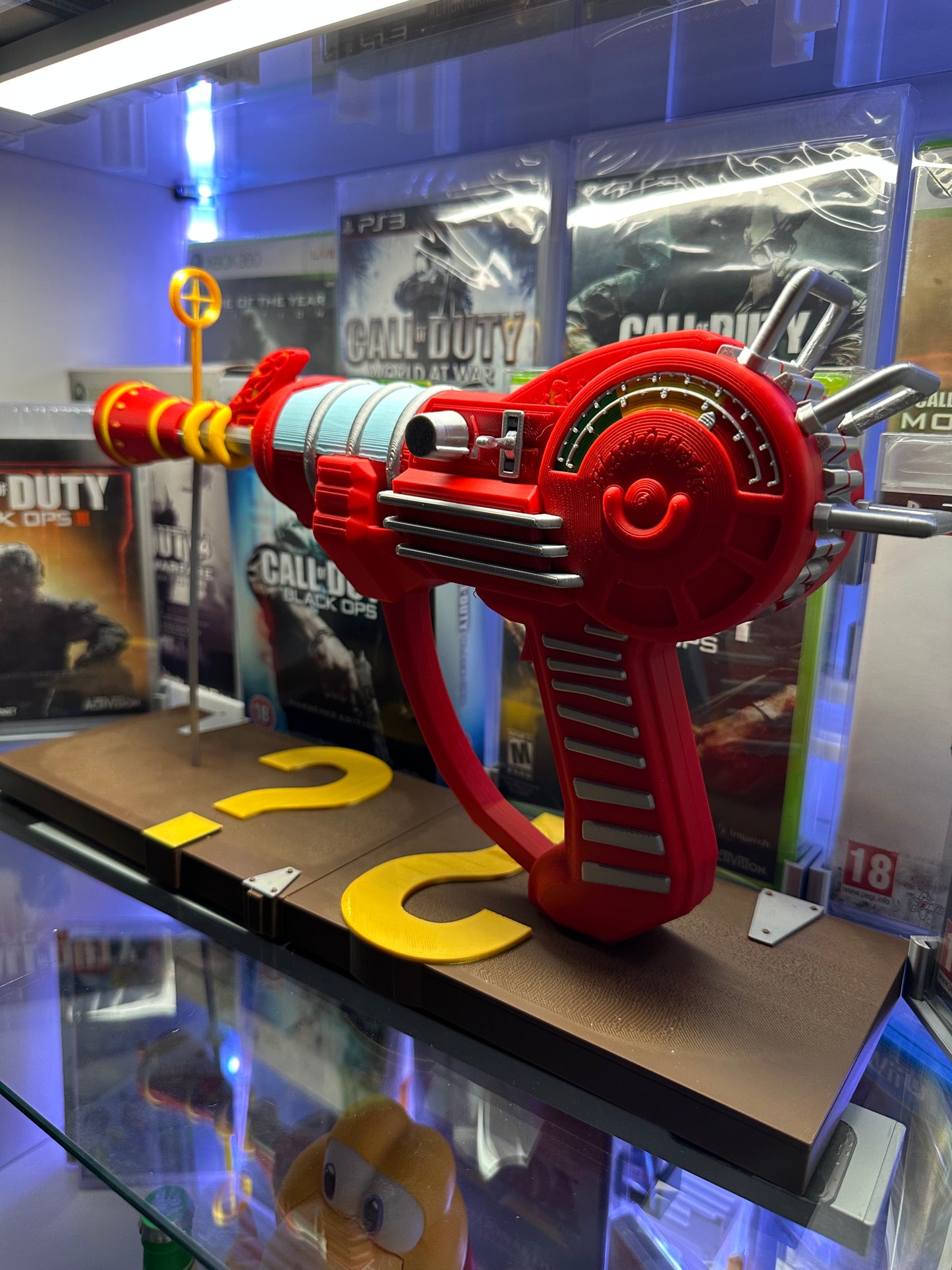 Full Size Raygun with Stand