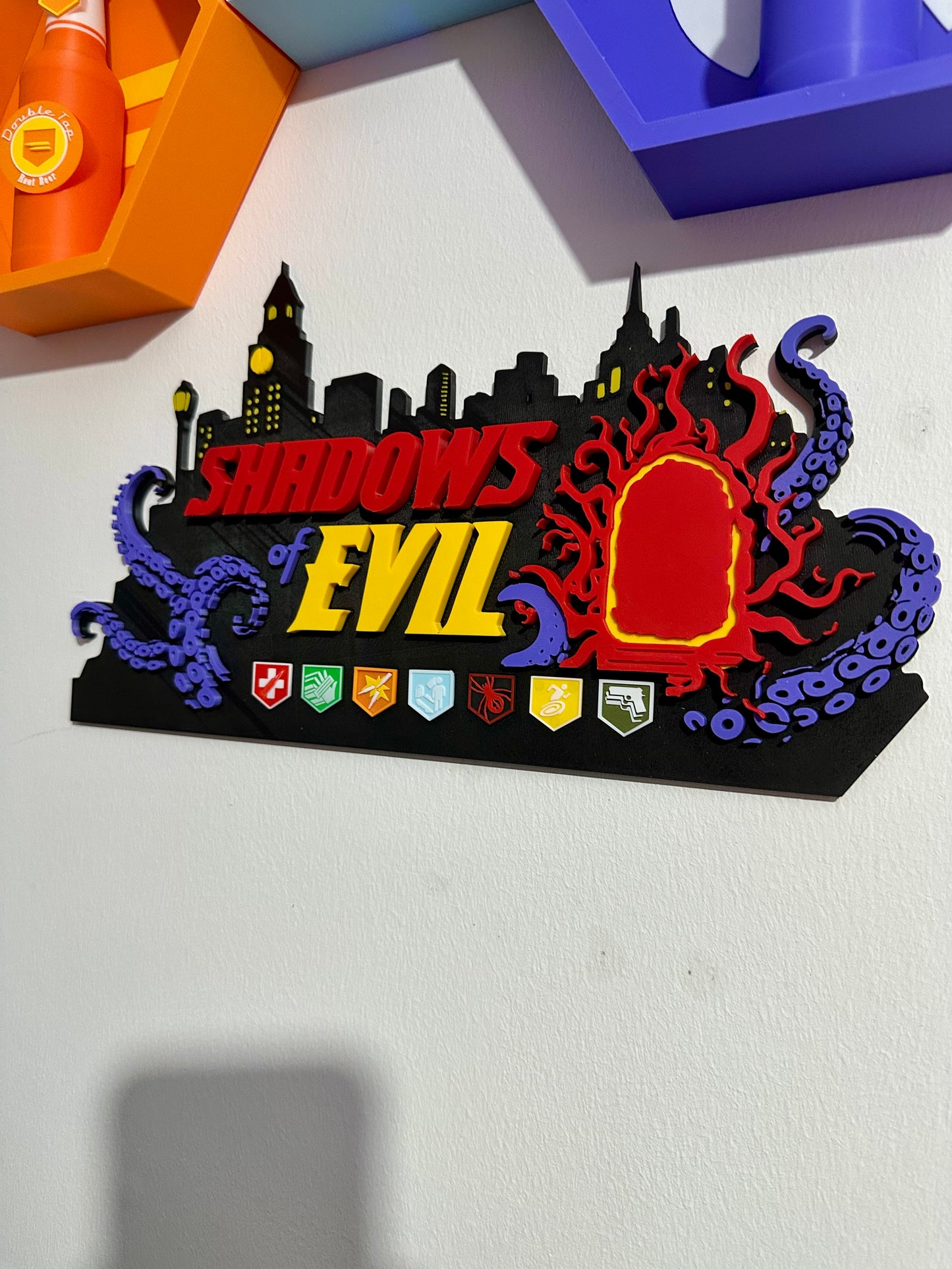 🧟‍♂️ Evil Shadow Wall / Door Art