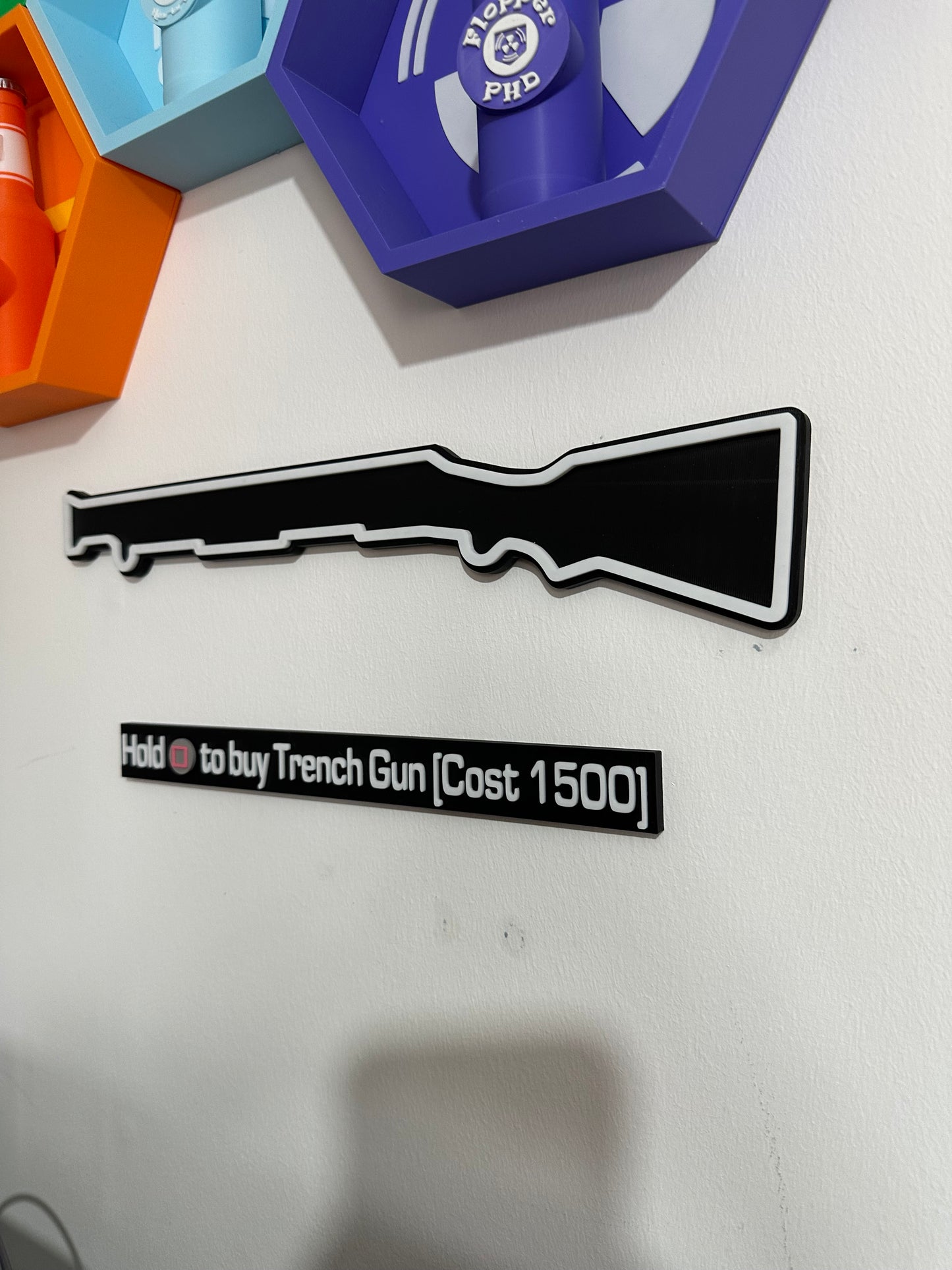 🧟‍♂️ Trench Gun Wall Buy Wall / Door Art