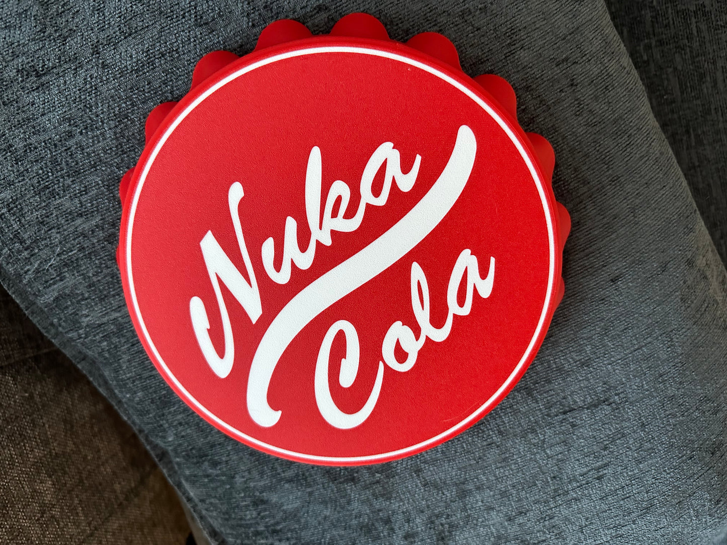 🍾 Cola Bottlecap Logo Wall Art