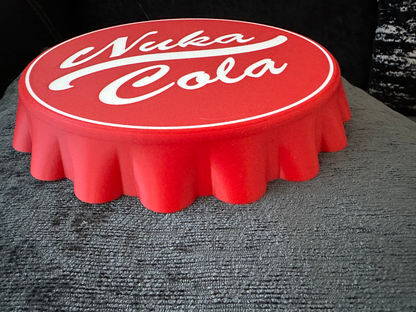 🍾 Cola Bottlecap Logo Wall Art