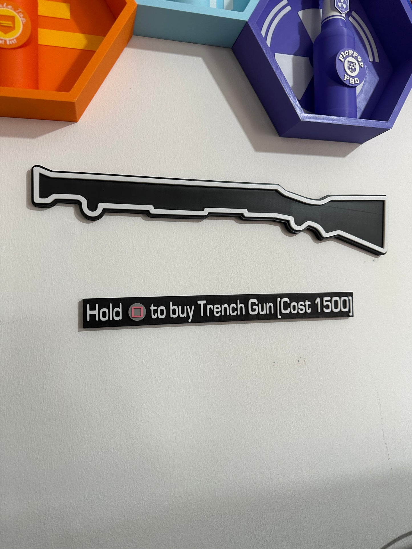 🧟‍♂️ Trench Gun Wall Buy Wall / Door Art