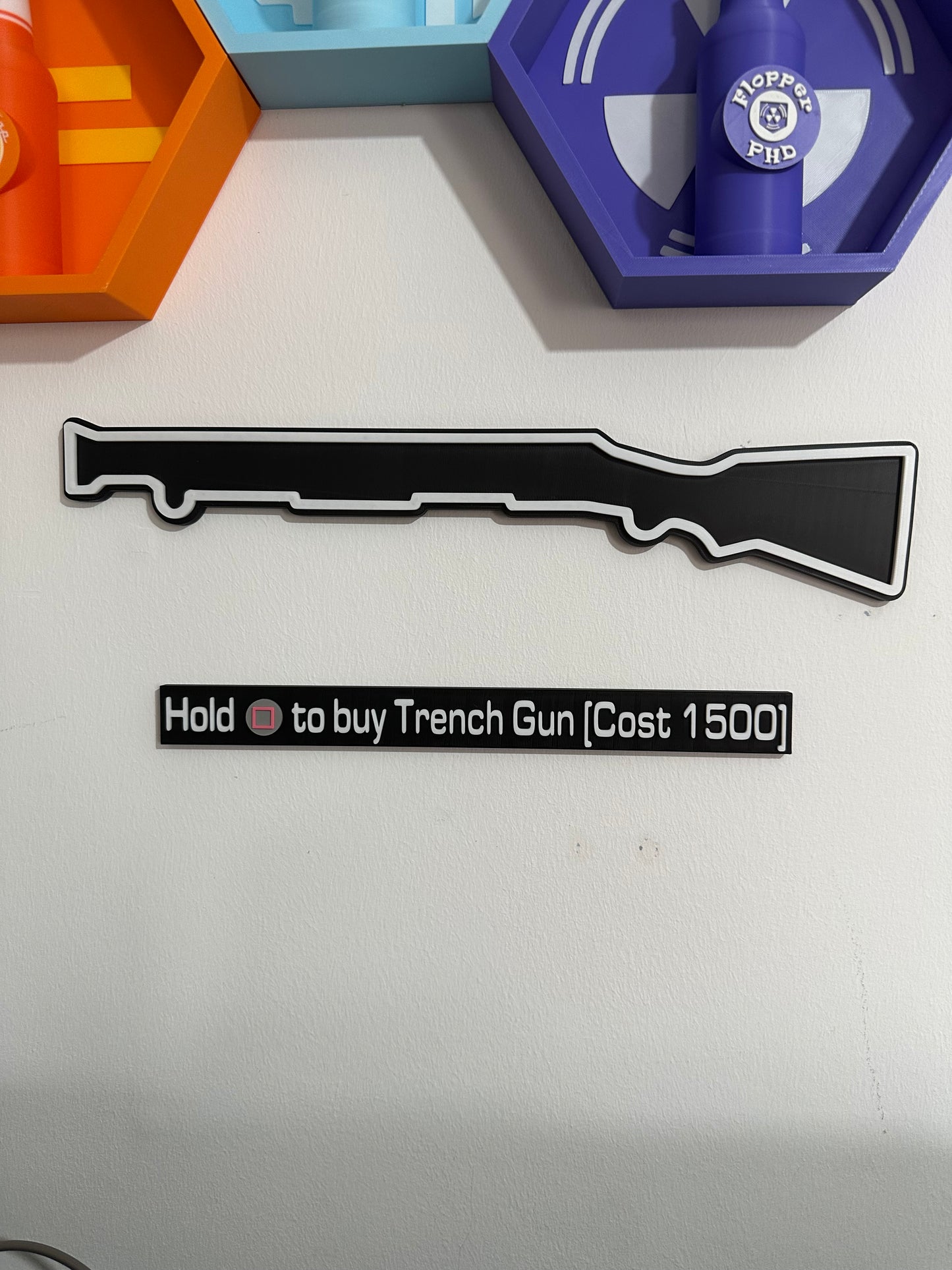🧟‍♂️ Trench Gun Wall Buy Wall / Door Art