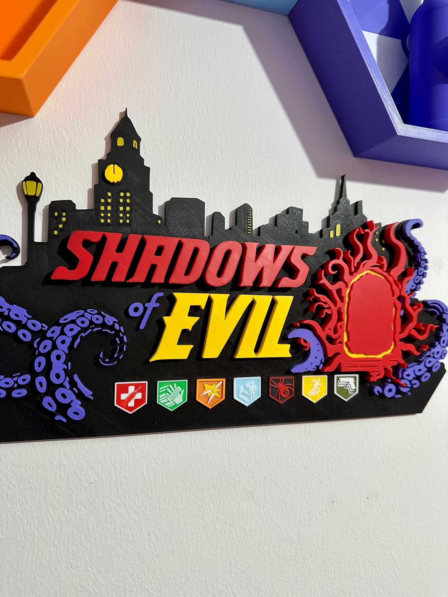 🧟‍♂️ Evil Shadow Wall / Door Art