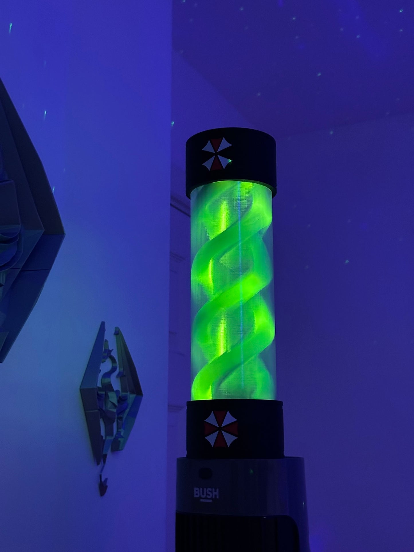 🧟 Umbrella LED & Glow in the Dark Virus Prop