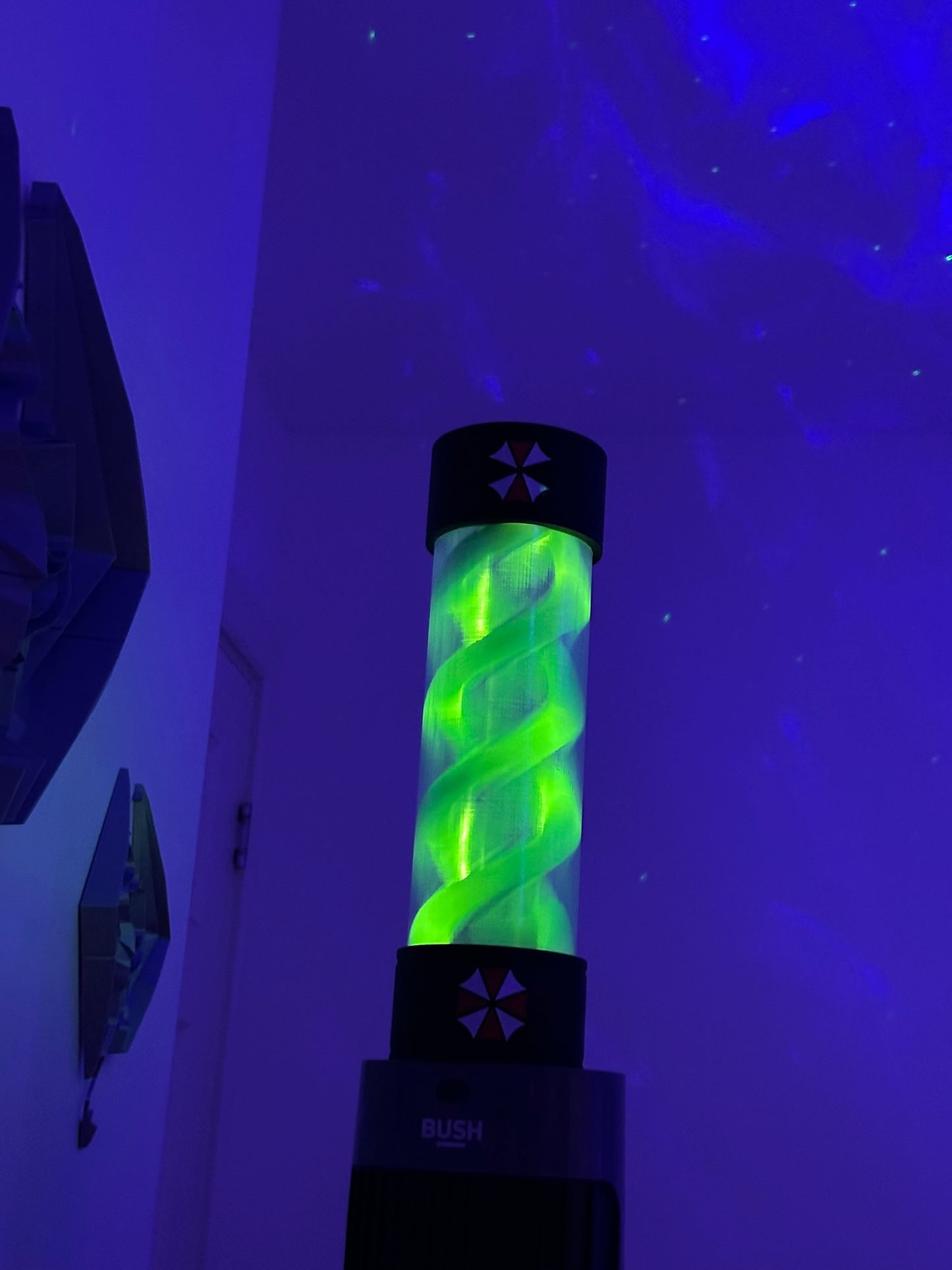 🧟 Umbrella LED & Glow in the Dark Virus Prop